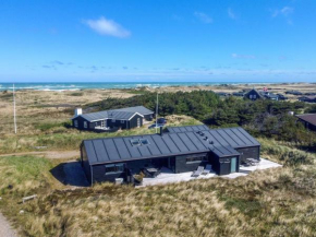 Holiday Home Fietje - 150m from the sea by Interhome